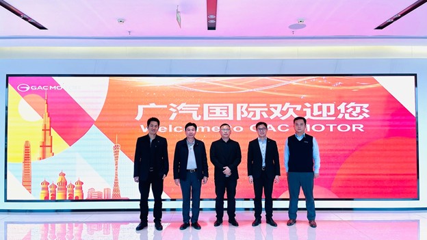在國(guó)家“一帶一路”政策和加強(qiáng)發(fā)展中亞經(jīng)濟(jì)的大背景下，經(jīng)粵科云與廣汽國(guó)際雙方領(lǐng)導(dǎo)和團(tuán)隊(duì)的多次溝通協(xié)調(diào)，就共同開(kāi)拓中亞各國(guó)和俄羅斯的新能源產(chǎn)品市場(chǎng)，促進(jìn)雙邊貿(mào)易，協(xié)同中歐班列國(guó)際物流打造一站式跨境“廣東-中亞”數(shù)字化供應(yīng)鏈經(jīng)貿(mào)平臺(tái)等，達(dá)成一系列合作，并于2024年1月5日正式簽署戰(zhàn)略合作協(xié)議。